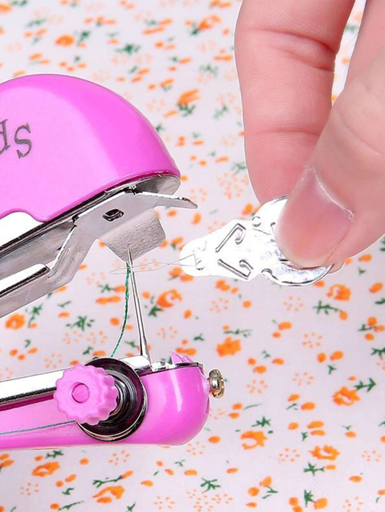Mini Handheld Sewing Machine